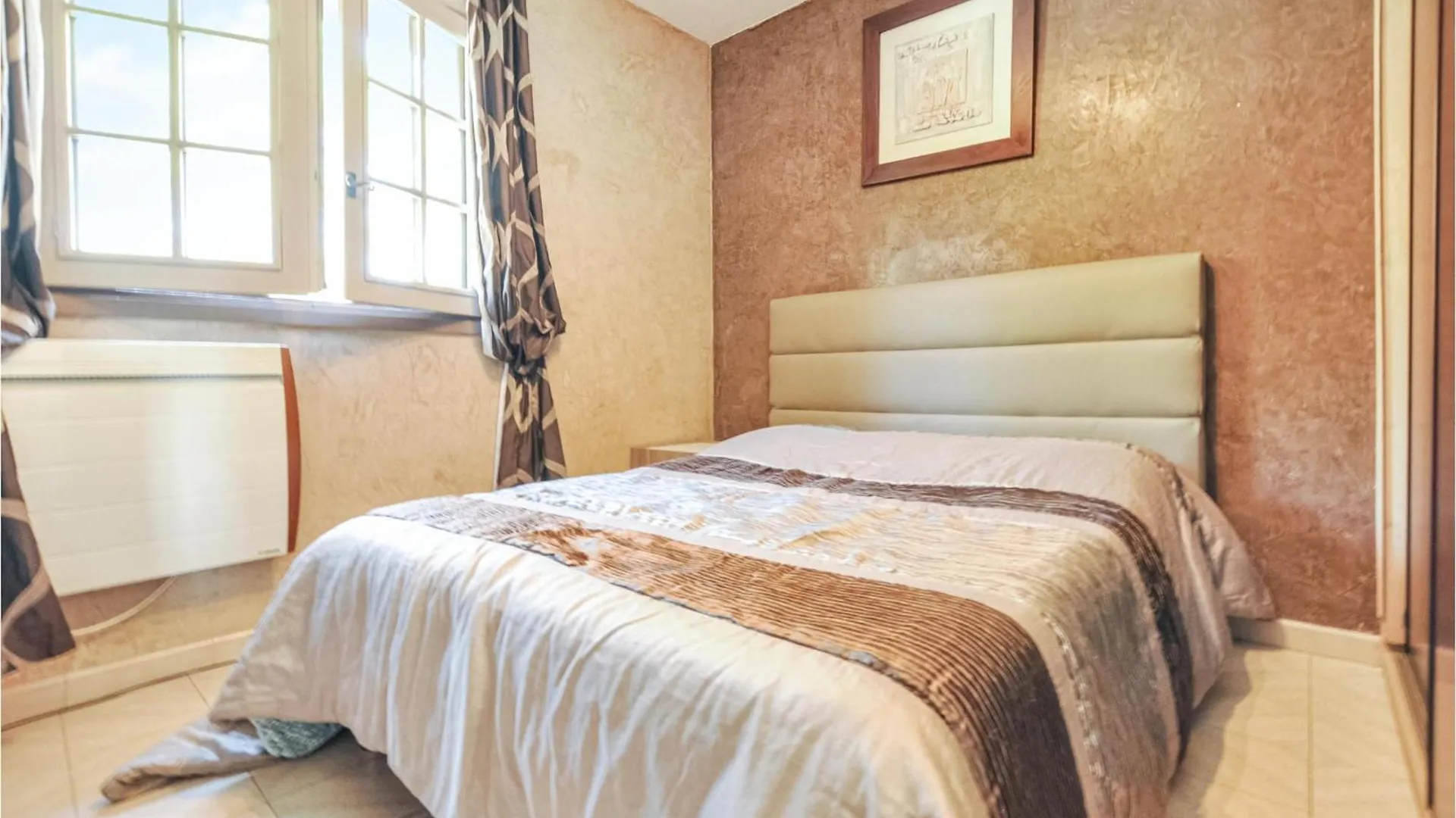 4 Bedroom Beautiful Home In Mougins Tatil Evi