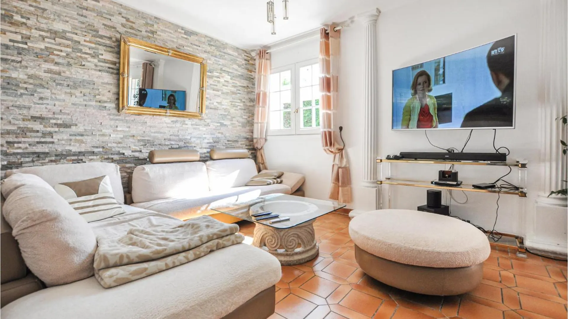 Holiday home 4 Bedroom Beautiful Home In Mougins