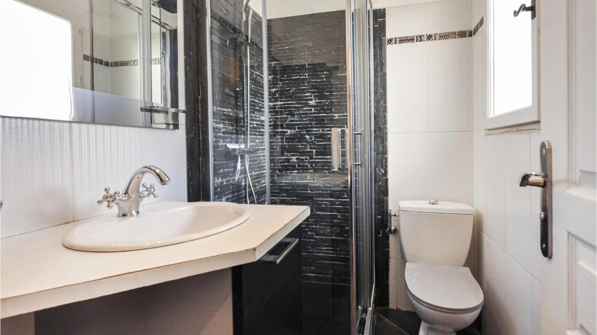 Holiday home 4 Bedroom Beautiful Home In Mougins France
